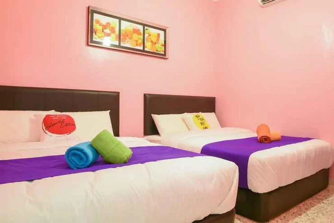 Aoya Homestay contacts